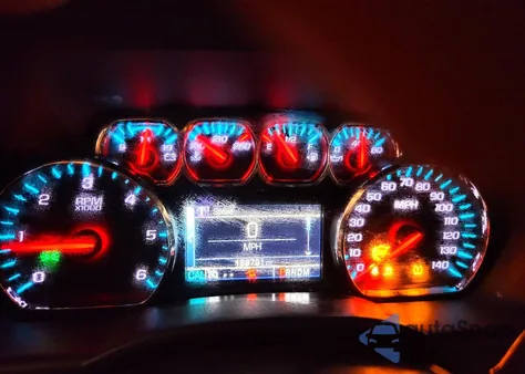 2015 Chevrolet Silverado K1500 Lt z USA, uszkodzony, nr VIN 1GCVKREC4FZ288889